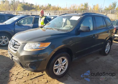 2010 Hyundai Santa Fe Gls z USA, uszkodzony, nr VIN 5NMSGDAB4AH354388